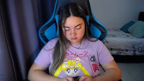 Nicole   online show from January 30, 2025, 9:36 pm