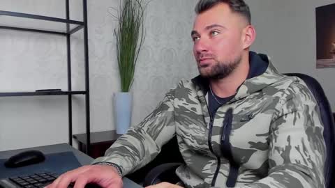 DuncanStone online show from February 3, 2025, 11:42 am