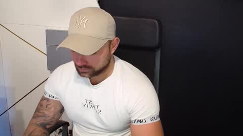 DuncanStone online show from September 24, 2025, 5:33 am