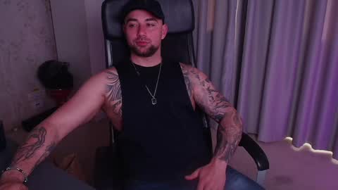 Snapshot of duncanstones chatting on May 14, 2026, 4:25 pm DuncanStone online show from May 14, 2026, 4:25 pm