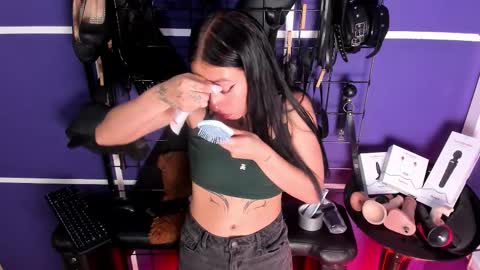 dunnadan_bms online show from December 20, 2025, 12:45 pm