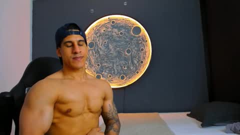 duran_dhikol1 online show from November 2, 2025, 12:35 am