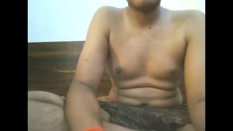 dusky_aarav online show from November 2, 2025, 2:14 am