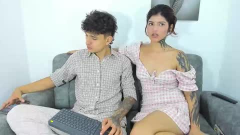 Nicolle y Julian online show from March 8, 2026, 3:21 am