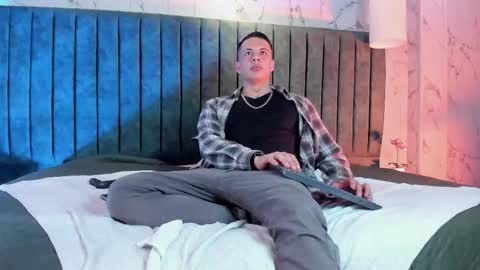 Dustin Sonne online show from January 16, 2026, 3:32 am