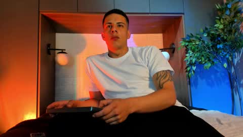 Dustin Sonne online show from January 18, 2026, 3:43 am