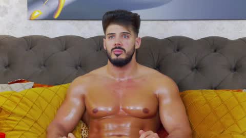 Dustin online show from February 5, 2025, 10:01 pm