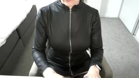 Snapshot of dutchamber chatting on March 31, 2026, 7:53 am Ambertje040 online show from March 31, 2026, 7:53 am