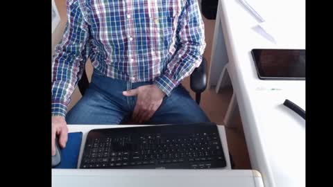 dutchpornking2 online show from January 22, 2025, 8:40 am