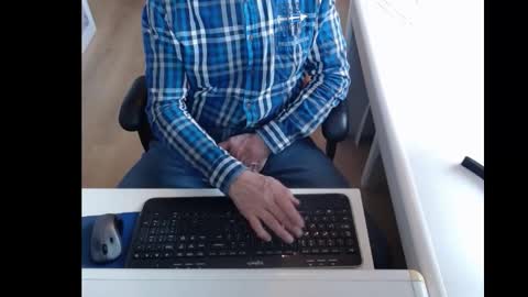 dutchpornking2 online show from February 19, 2025, 8:01 am