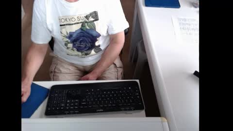 dutchpornking2 online show from June 3, 2026, 6:38 am