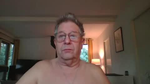 dutchsmooth online show from December 3, 2024, 7:32 am