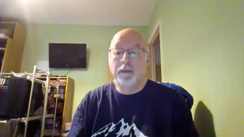 Snapshot of dutchunclejohn chatting on December 22, 2025, 9:17 am DutchUncleJohn online show from December 22, 2025, 9:17 am