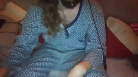 dv3nd3 online show from October 18, 2025, 9:59 pm