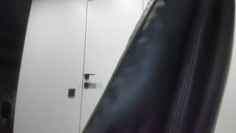 Snapshot of dyafirst chatting on September 21, 2025, 9:05 pm Dya online show from September 21, 2025, 9:05 pm