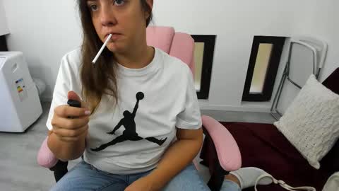 dayana online show from September 25, 2025, 4:27 am