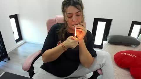 dayana online show from April 21, 2026, 4:41 am