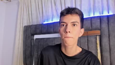 Dylan online show from September 16, 2025, 11:22 am