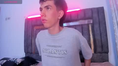 Dylan online show from November 22, 2025, 11:31 am