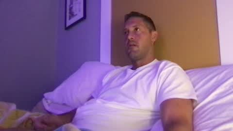 Dylans ThicK online show from October 14, 2025, 4:13 am