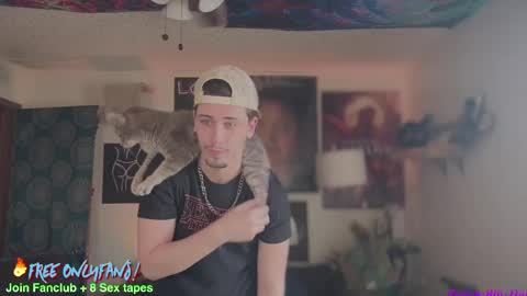 Dylan Daniel 7.8 online show from February 25, 2025, 4:53 pm