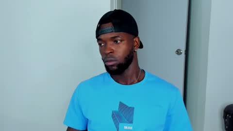 Dylan Taylor online show from September 22, 2025, 3:52 am