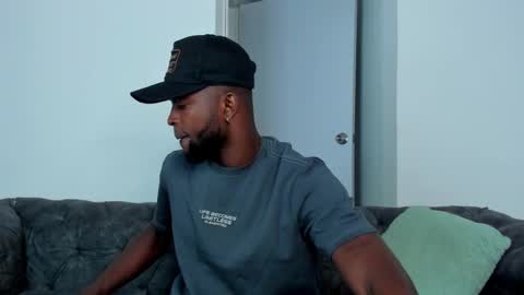 Dylan Taylor online show from September 26, 2025, 4:05 am