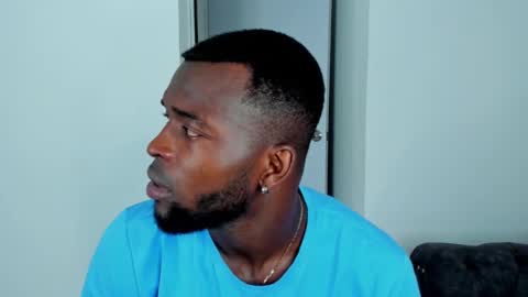 Dylan Taylor online show from September 29, 2025, 3:33 am