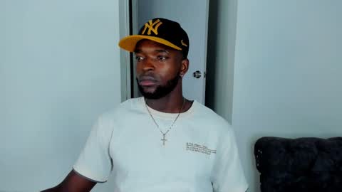 Dylan Taylor online show from October 1, 2025, 3:56 am