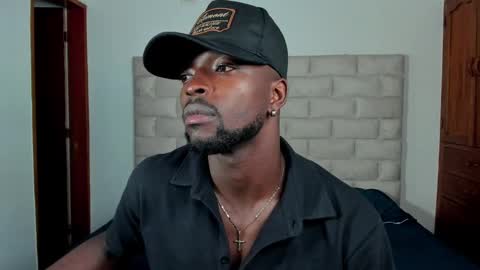 Dylan Taylor online show from November 24, 2025, 12:27 pm