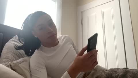 Dynasty online show from February 28, 2025, 6:20 pm