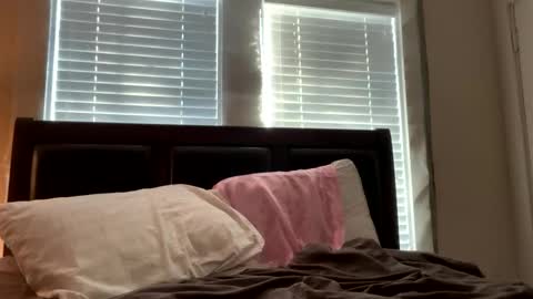 Dynasty online show from December 16, 2025, 8:03 pm