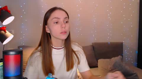 Julia and Dima online show from January 22, 2025, 7:56 pm