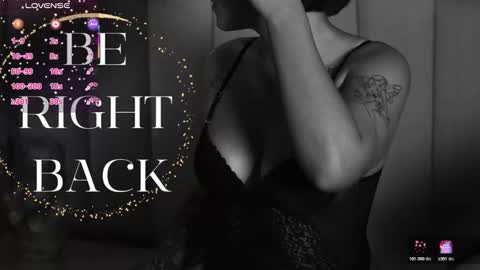 Juana online show from October 31, 2025, 6:20 pm