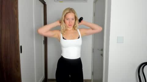 fansly - yourbestbaby online show from July 23, 2026, 2:31 am