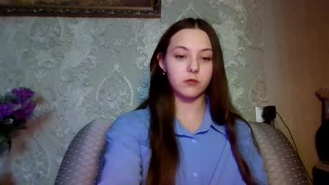 Yuni online show from March 1, 2026, 1:13 pm