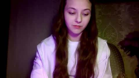 Yuni online show from March 3, 2026, 4:24 pm