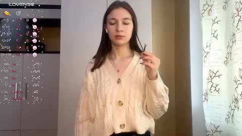 Kate online show from February 18, 2026, 4:52 am