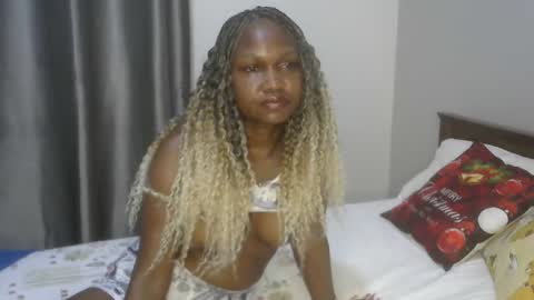 east_queen online show from December 20, 2024, 6:45 pm