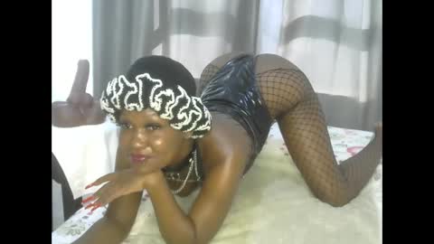 east_queen online show from February 23, 2025, 12:37 pm