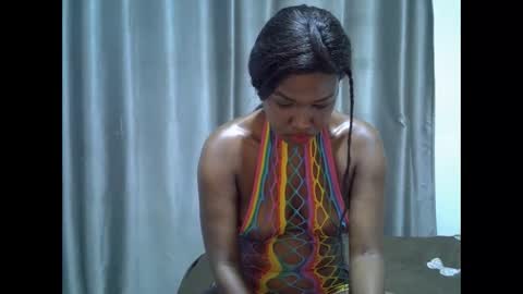 east_queen online show from September 13, 2025, 9:09 am