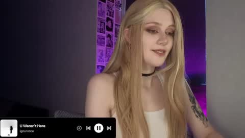 Snapshot of easy_izzy chatting on July 24, 2026, 3:43 pm Madame online show from July 24, 2026, 3:43 pm