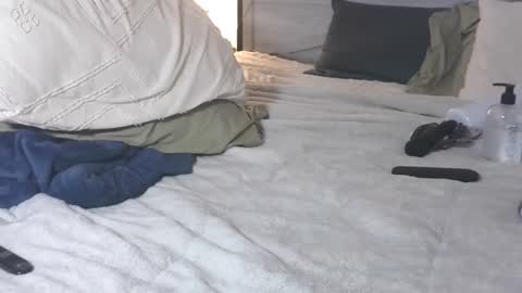 easybreezy69 online show from September 19, 2025, 10:10 pm