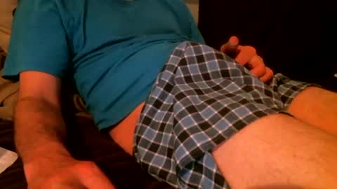 Snapshot of easysleaze chatting on May 6, 2026, 12:08 am Easy online show from May 6, 2026, 12:08 am