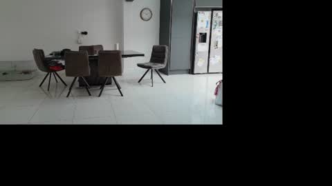 Nadia Ferreira  online show from June 18, 2026, 9:09 am