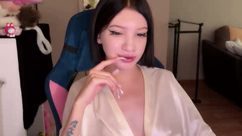 Michael online show from September 12, 2025, 5:29 am