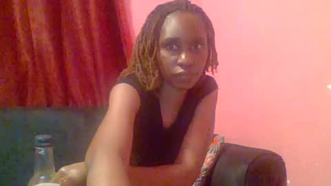 Ebon Fantasy1s online show from June 12, 2026, 8:41 pm