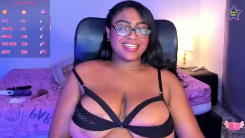 ebony__queen2 online show from April 21, 2026, 2:51 am