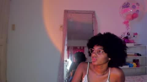 Luci  online show from April 18, 2026, 11:05 pm