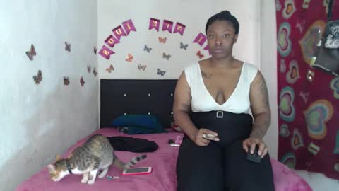 Snapshot of ebony_chayna chatting on October 18, 2025, 7:03 pm chayna smith online show from October 18, 2025, 7:03 pm
